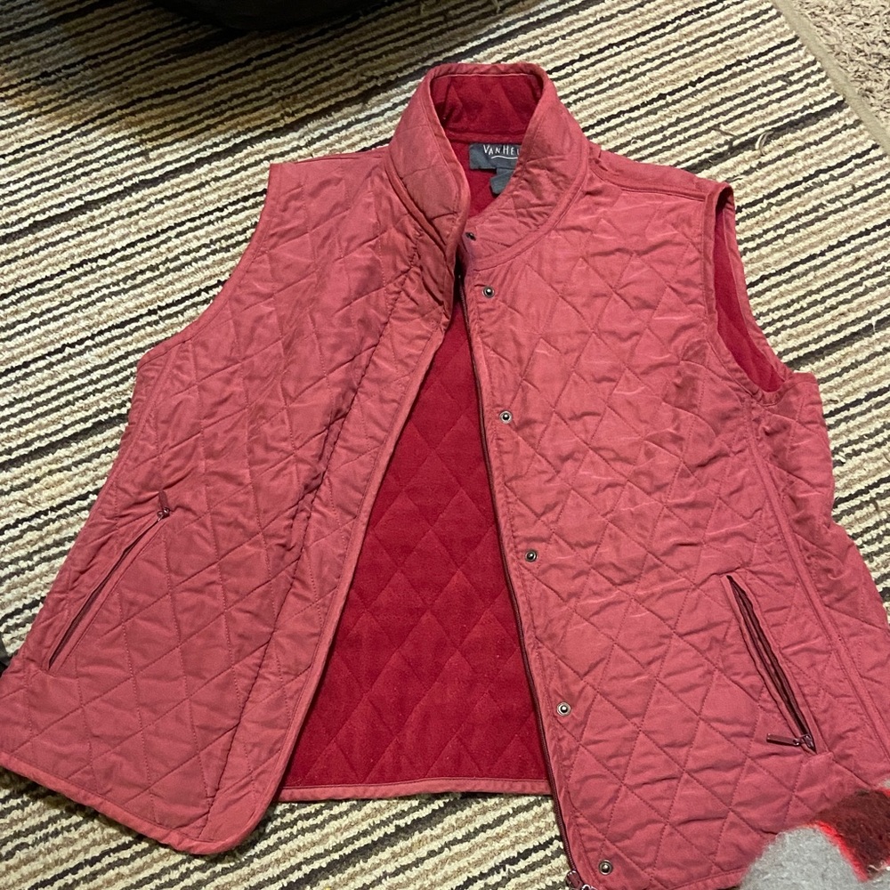 Van Heusen Quilted Vest in Red